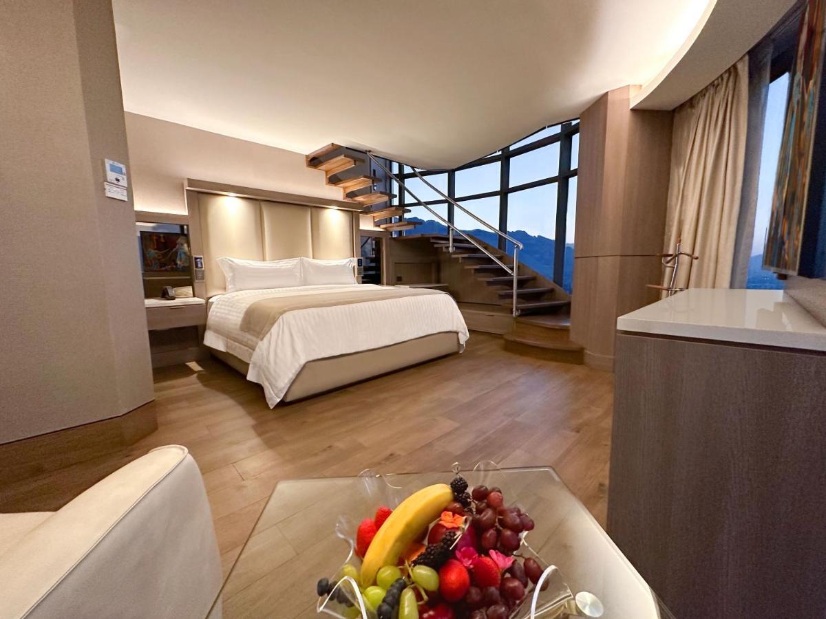 Safi Royal Luxury Metropolitan Otel Monterrey Dış mekan fotoğraf