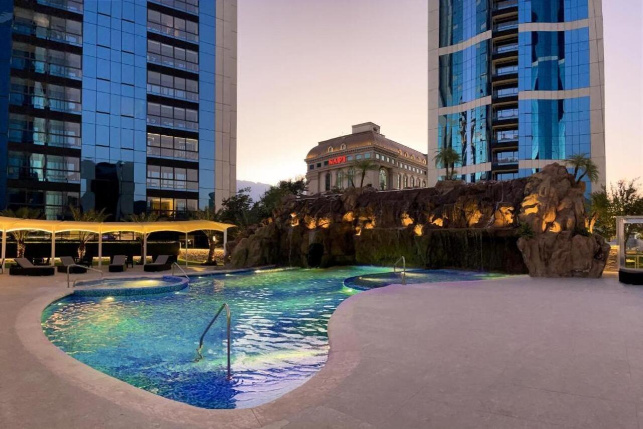 Safi Royal Luxury Metropolitan Otel San Pedro Garza Garcia Dış mekan fotoğraf Hilton Cairo