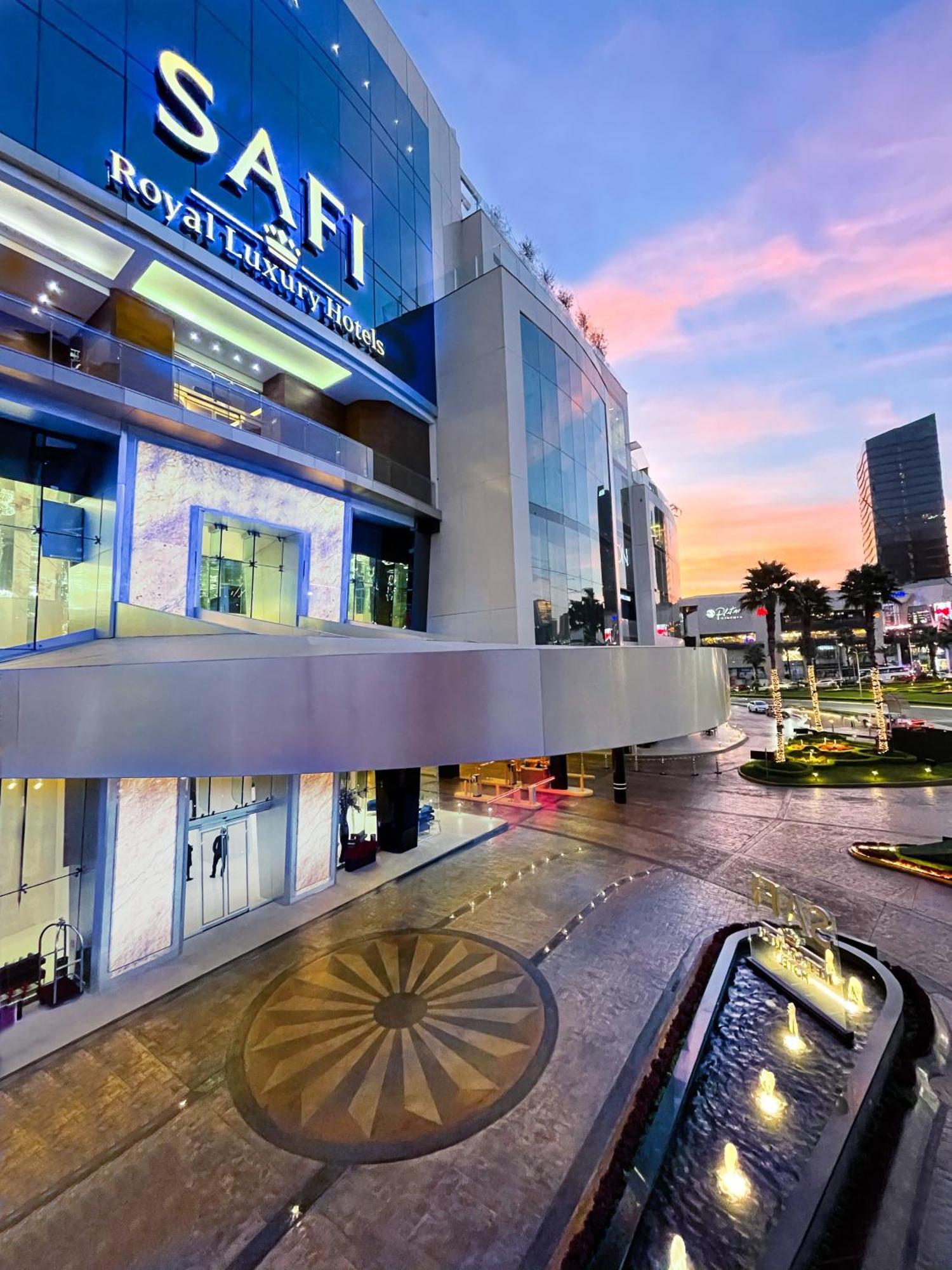 Safi Royal Luxury Metropolitan Otel Monterrey Dış mekan fotoğraf